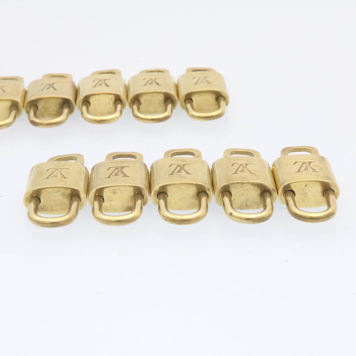 LOUIS VUITTON Padlock 10set Padlock Gold Tone LV am1303g