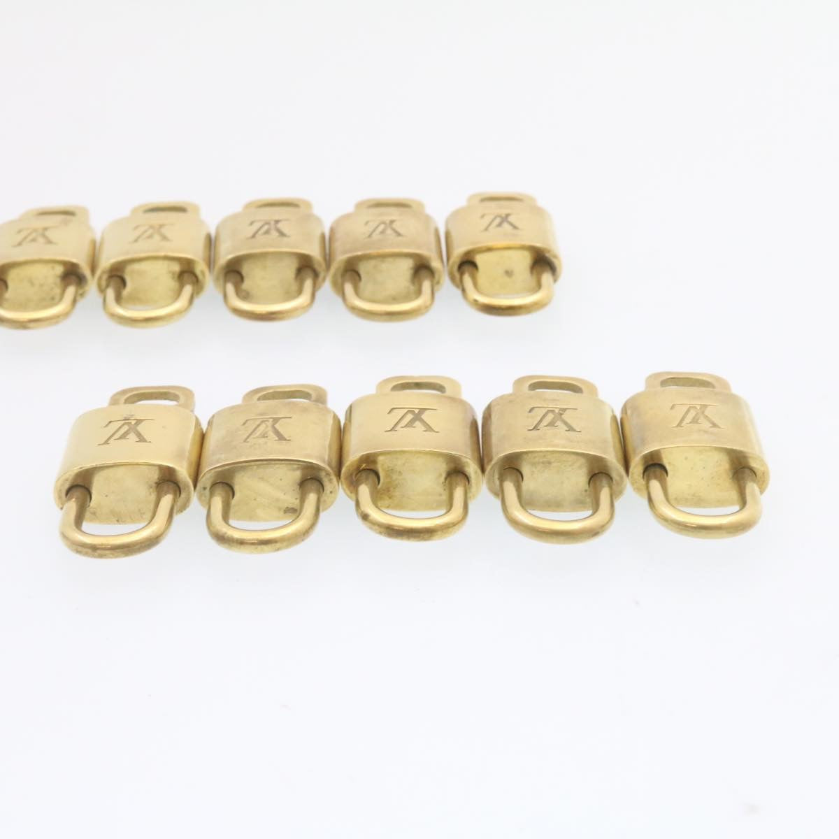 LOUIS VUITTON Padlock 10set Padlock Gold Tone LV am1358g