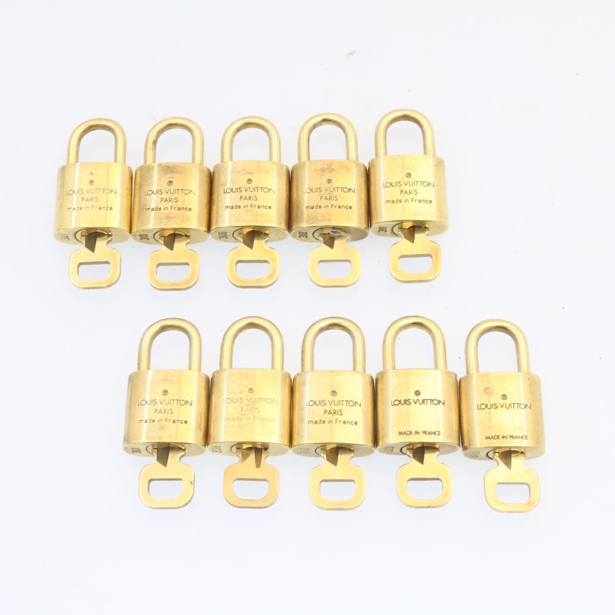 LOUIS VUITTON Padlock 10set Padlock Gold Tone LV am1450g