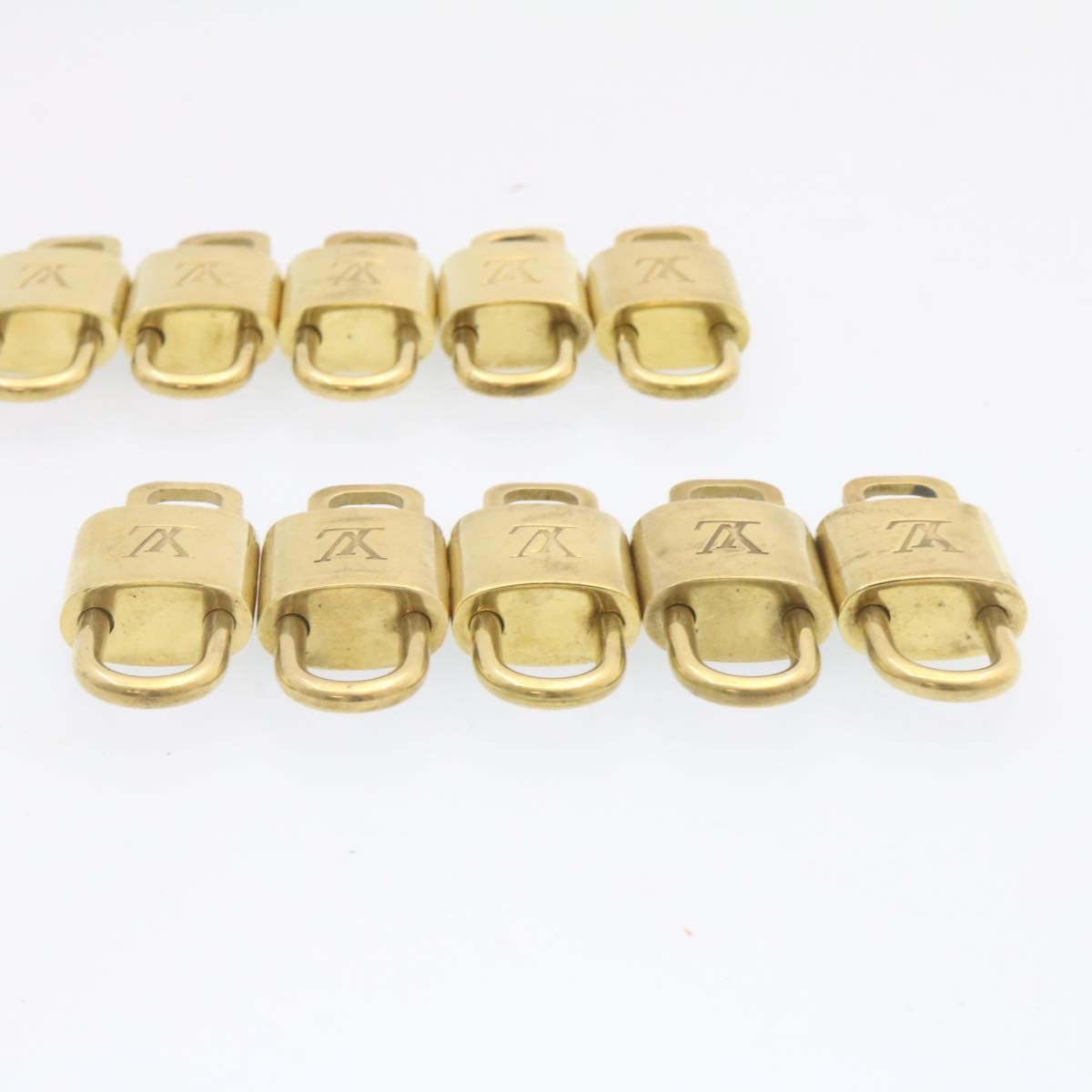 LOUIS VUITTON Padlock 10set Padlock Gold Tone LV am1451g