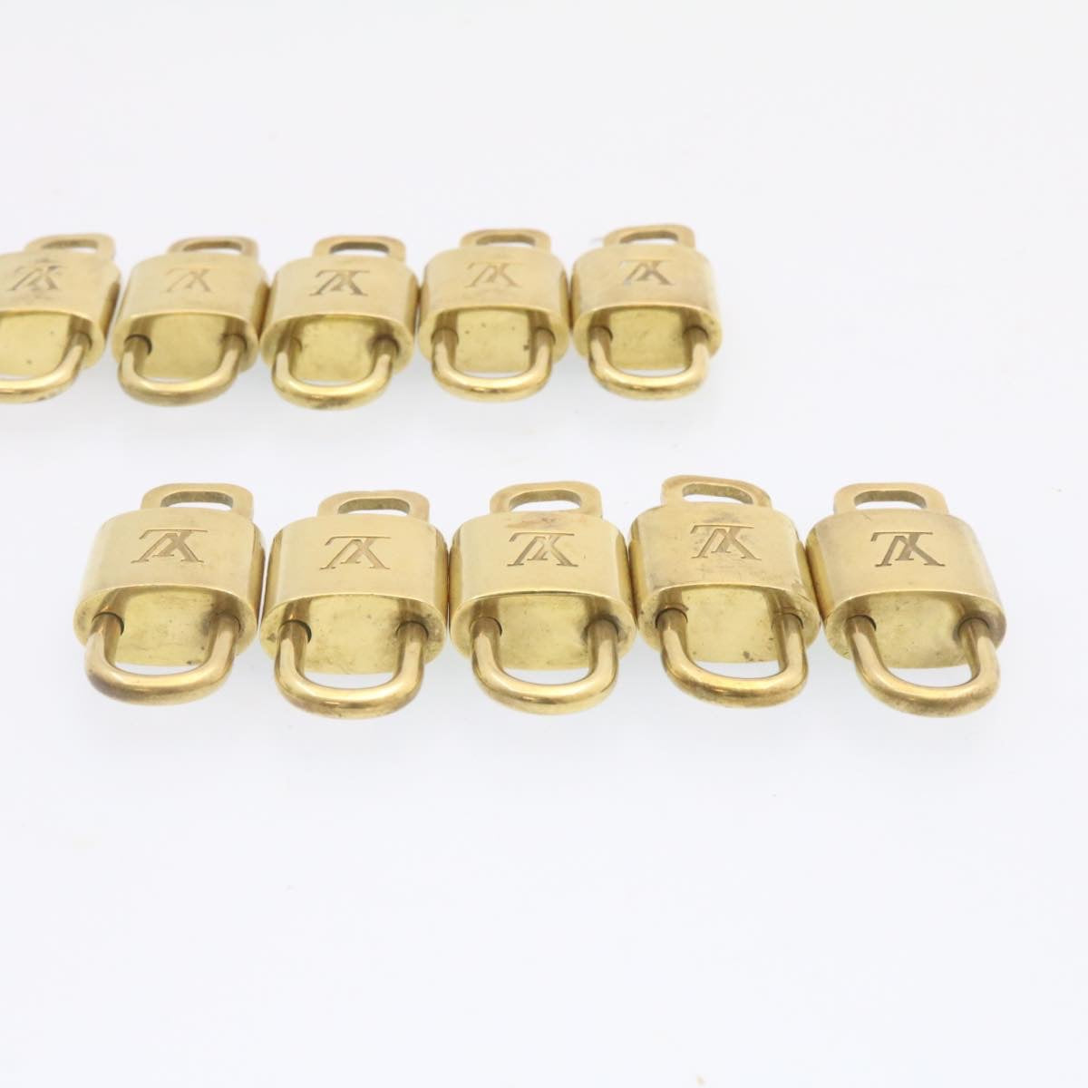 LOUIS VUITTON Padlock 10set Padlock Gold Tone LV am1452g