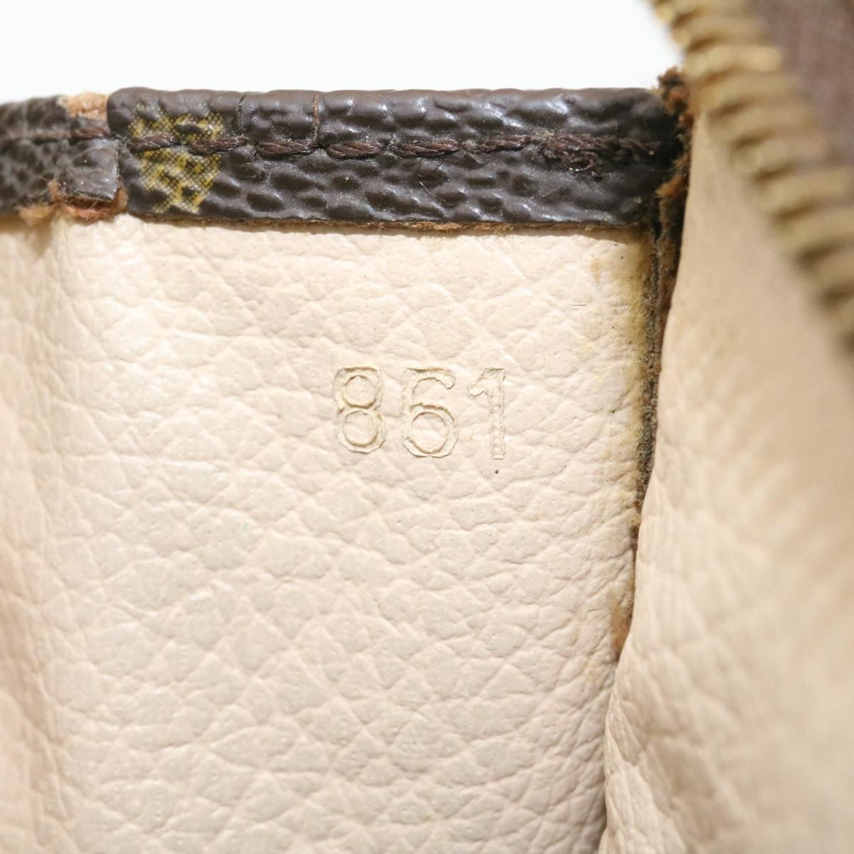 LOUIS VUITTON Monogram Poche Toilette 26 Pouch M47542 LV am1835g
