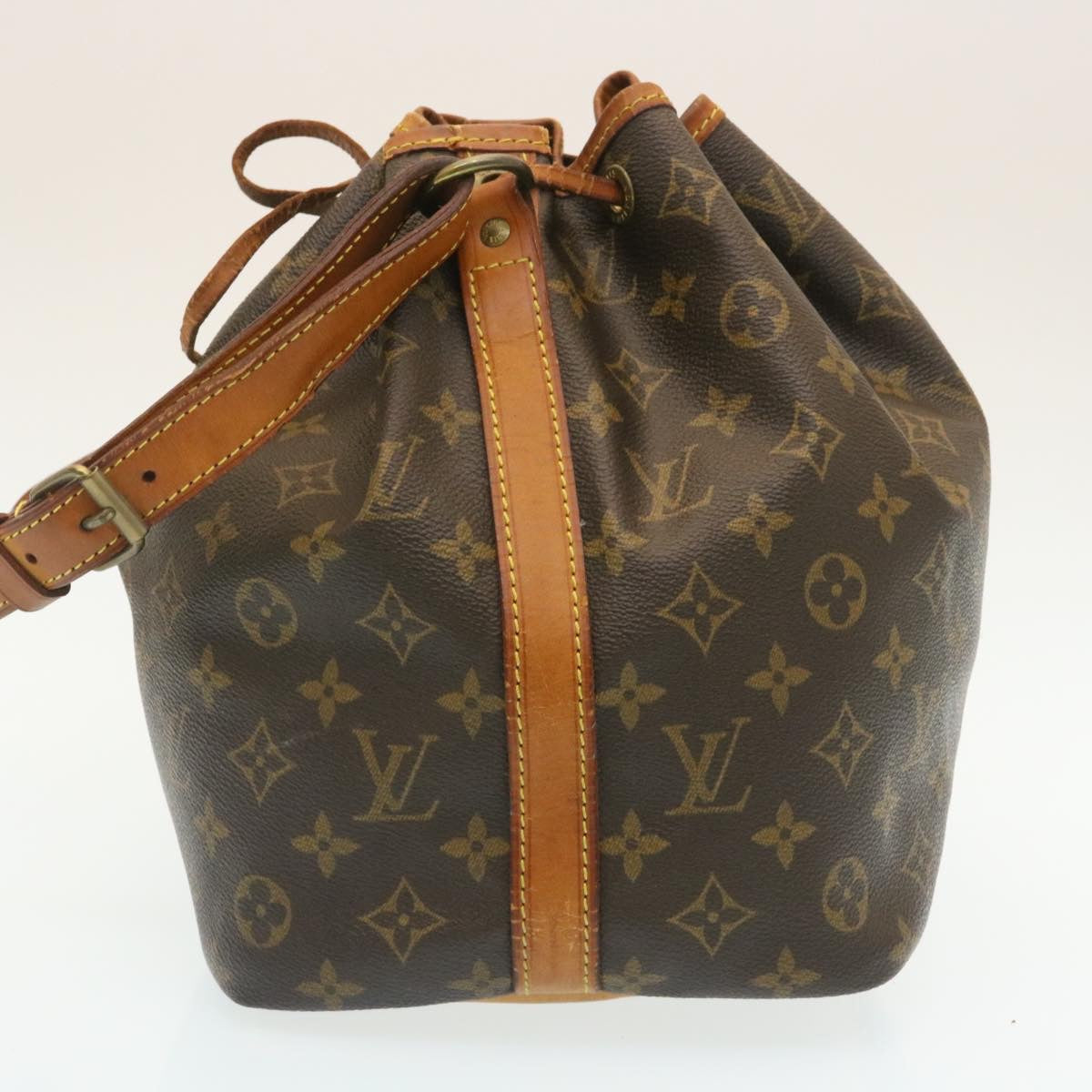 LOUIS VUITTON Monogram Petit Noe Shoulder Bag M42226 LV am2230g