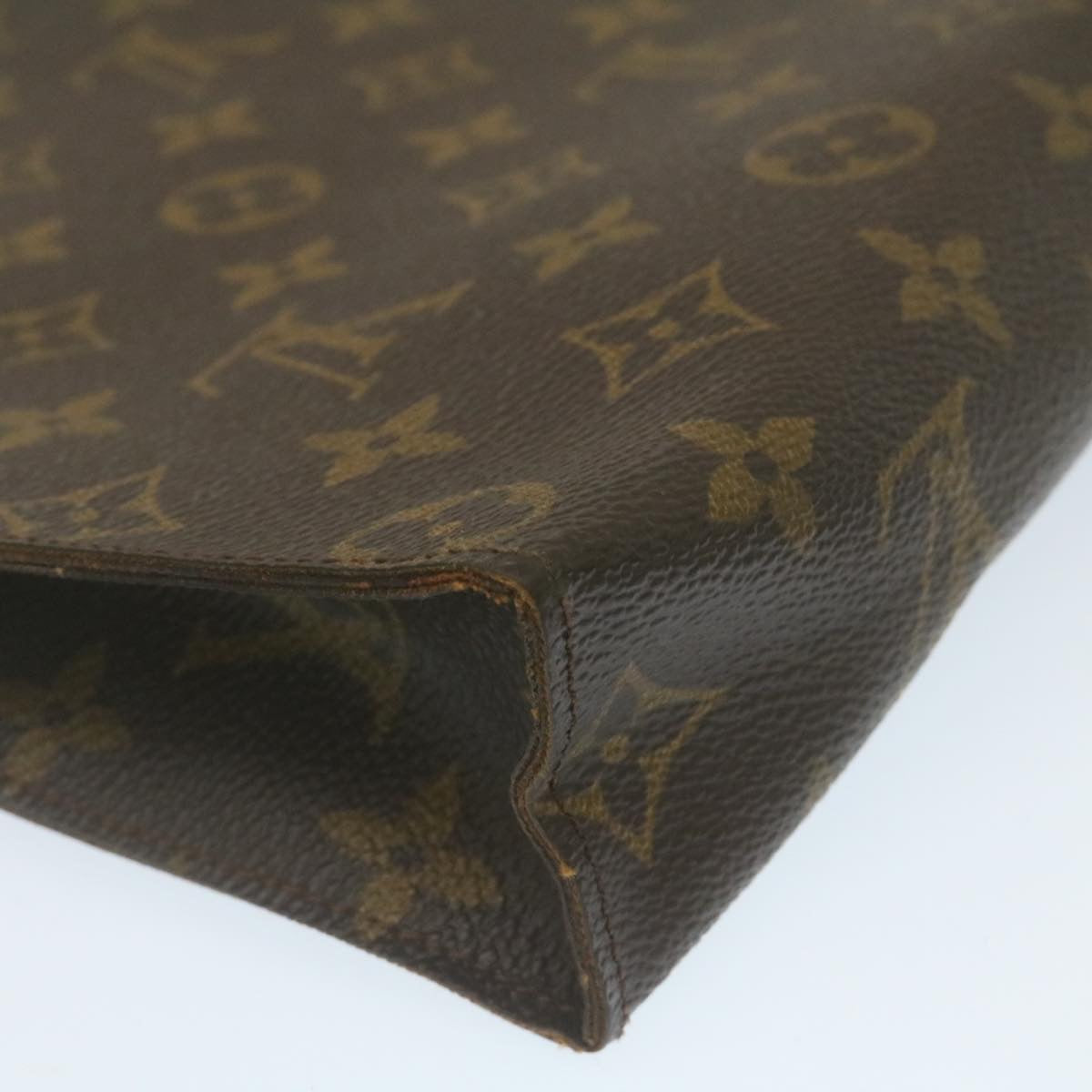 LOUIS VUITTON Monogram Poche Toilette 26 Pouch LV am2256g