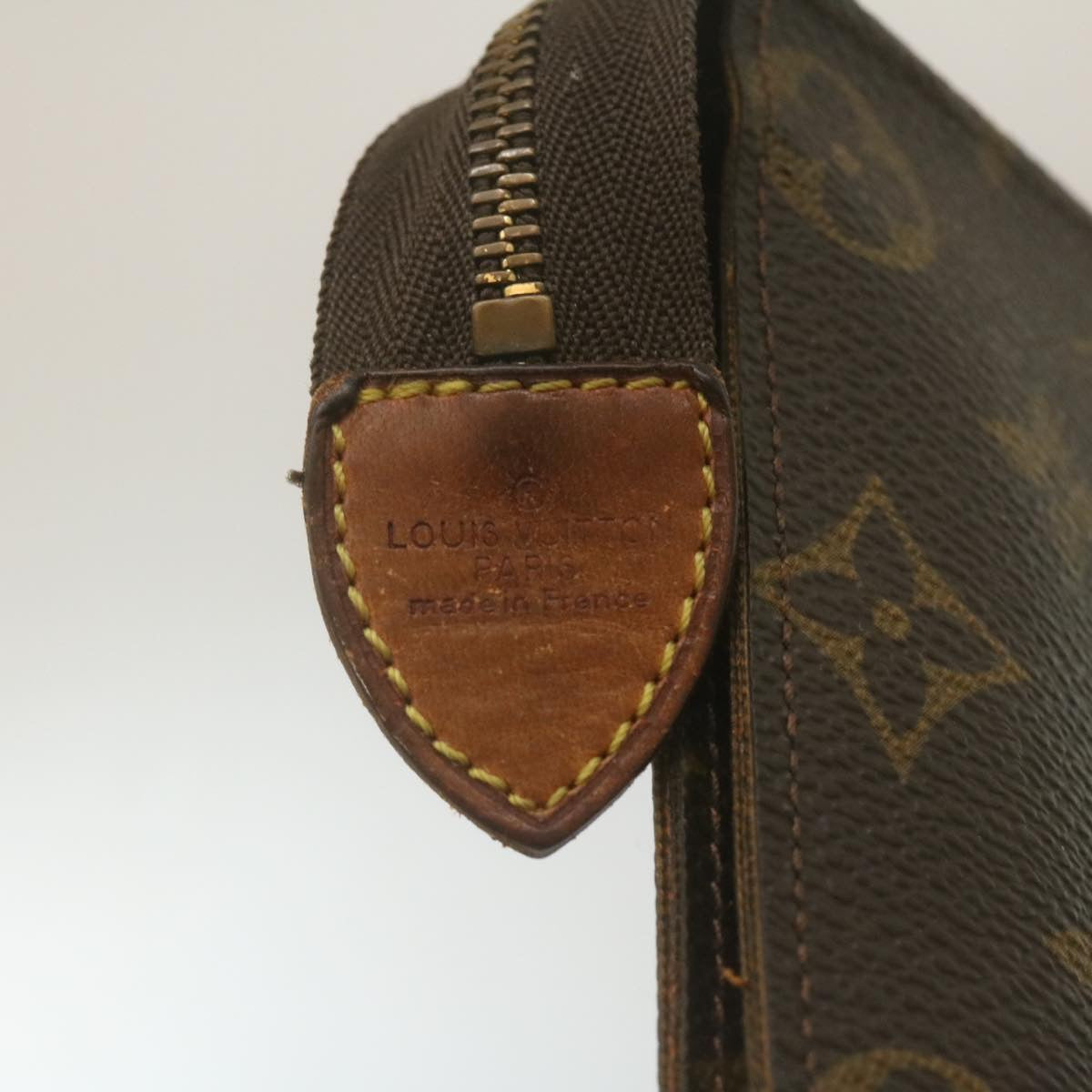 LOUIS VUITTON Monogram Poche Toilette 26 Pouch LV am2256g