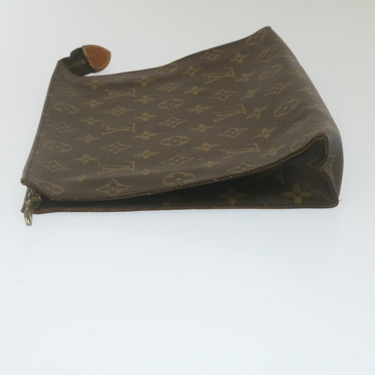 LOUIS VUITTON Monogram Poche Toilette 26 Pouch LV am2256g