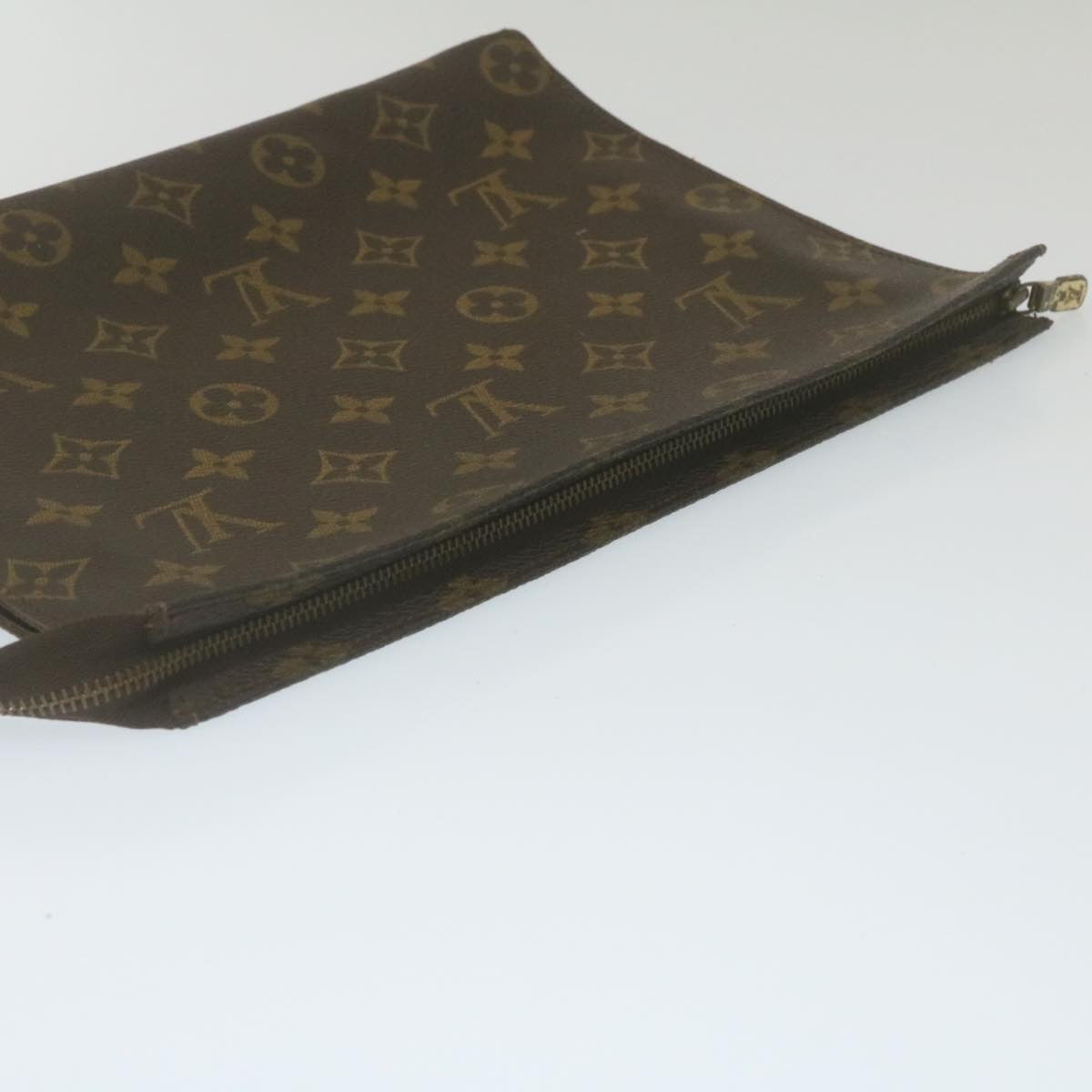 LOUIS VUITTON Monogram Poche Toilette 26 Pouch LV am2256g