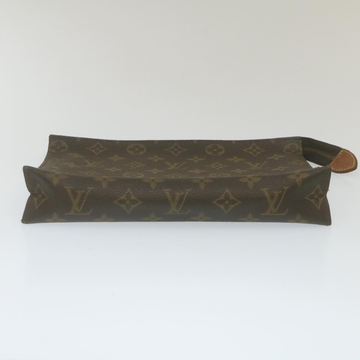 LOUIS VUITTON Monogram Poche Toilette 26 Pouch LV am2256g