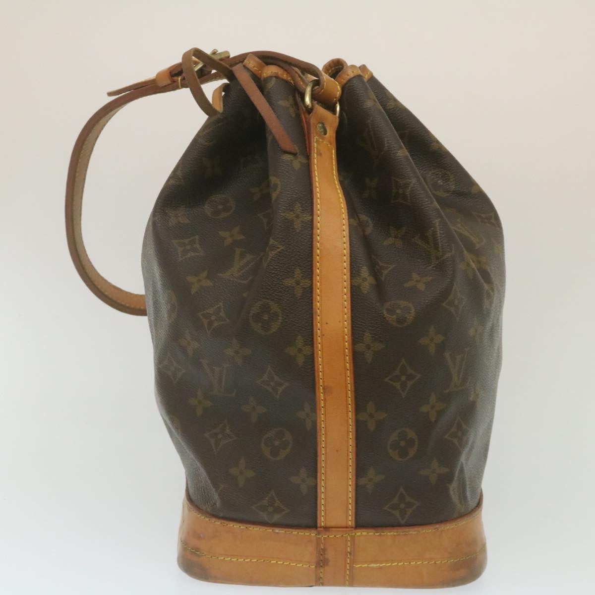 LOUIS VUITTON Monogram Noe Shoulder Bag M42224 LV am2264g