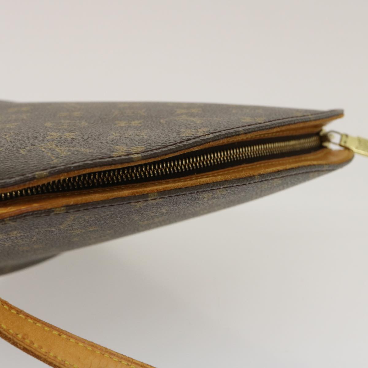 LOUIS VUITTON Monogram Drouot Shoulder Bag M51290 LV am2398g