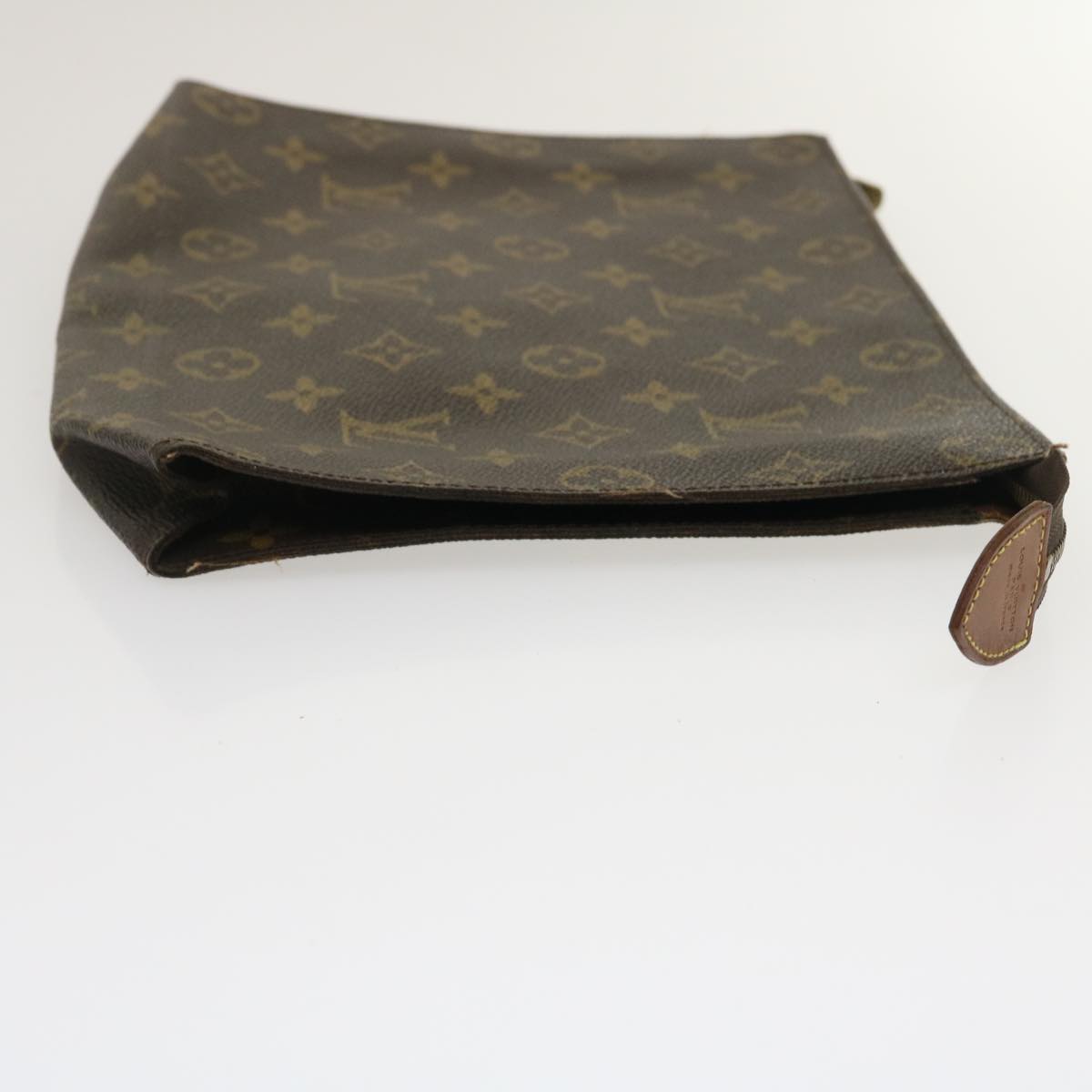 LOUIS VUITTON Monogram Poche Toilette 26 Pouch LV am2451g