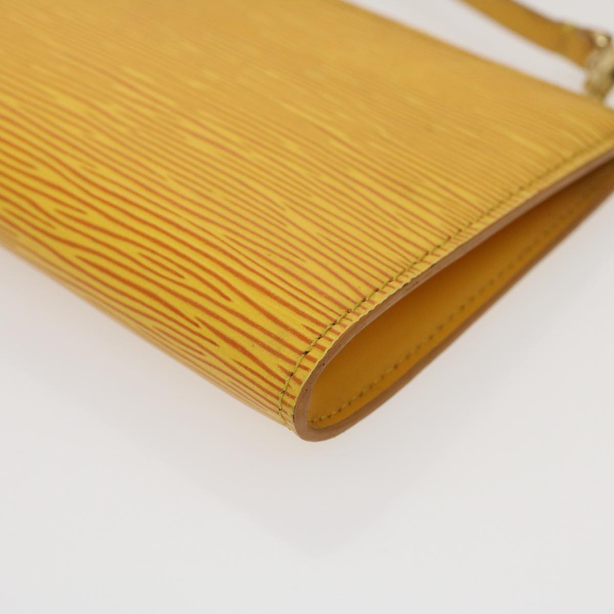 LOUIS VUITTON Epi Pochette Accessoires Pouch Yellow M52989 LV am2512g