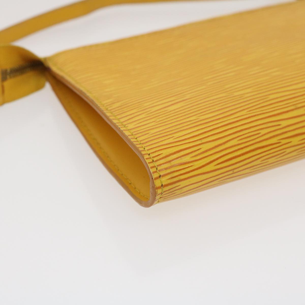 LOUIS VUITTON Epi Pochette Accessoires Pouch Yellow M52989 LV am2512g