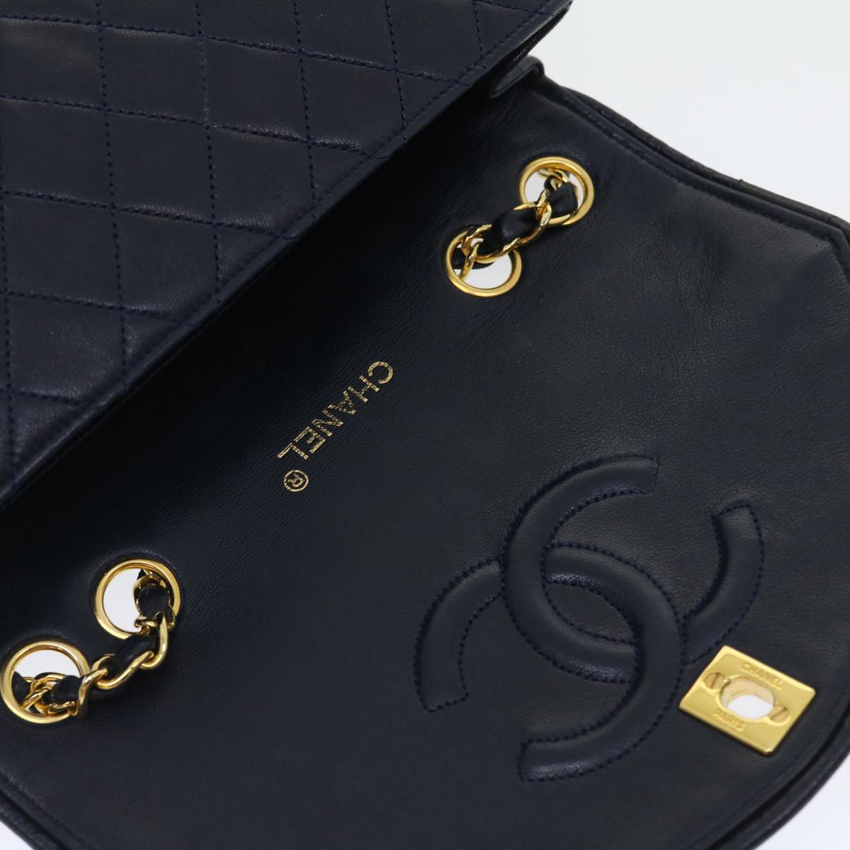 CHANEL Matelasse Chain Flap Shoulder Bag Lamb Skin Navy Gold CC  am2602gA