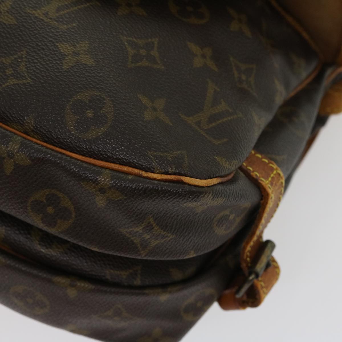 LOUIS VUITTON Monogram Saumur 30 Shoulder Bag M42256 LV am2765g