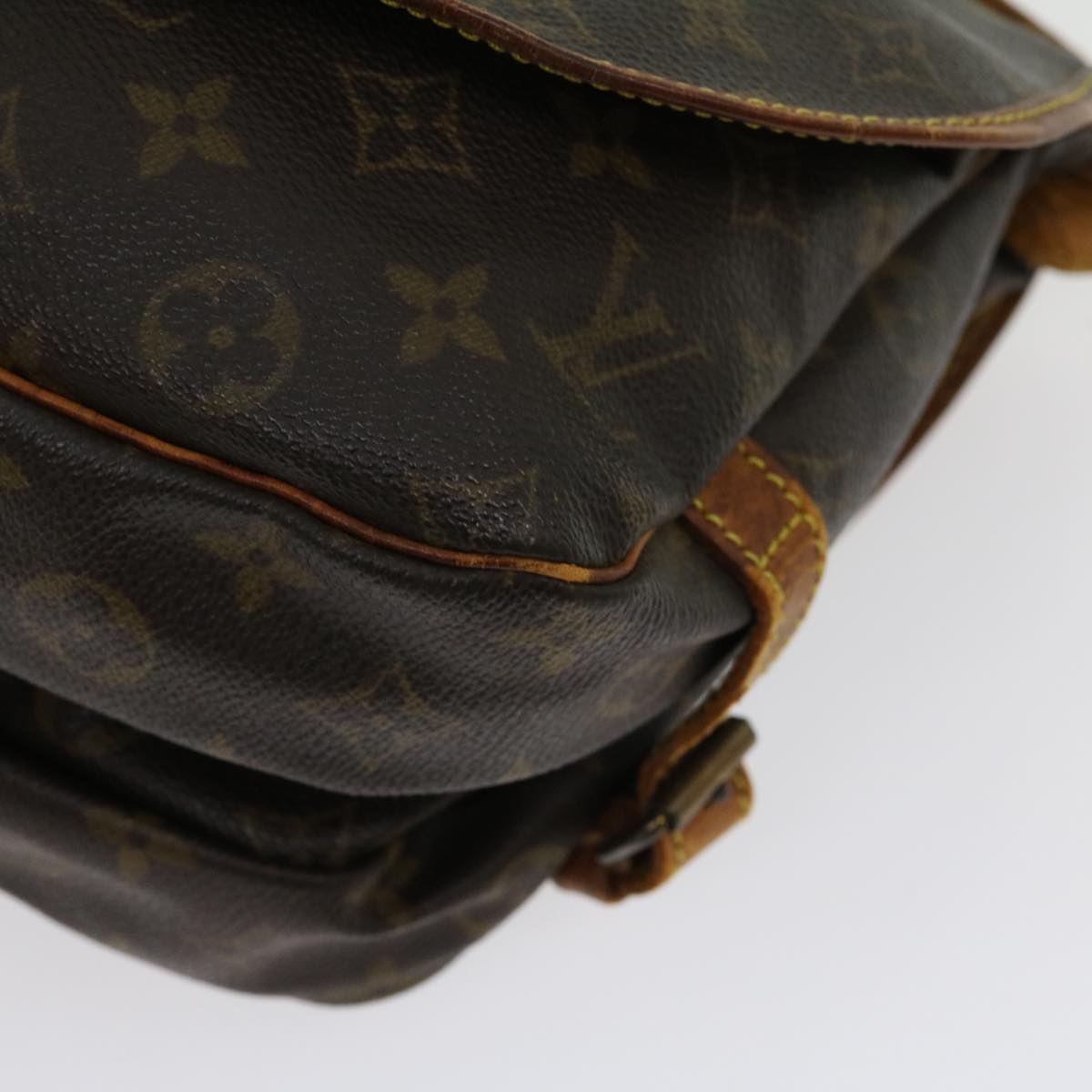 LOUIS VUITTON Monogram Saumur 30 Shoulder Bag M42256 LV am2765g