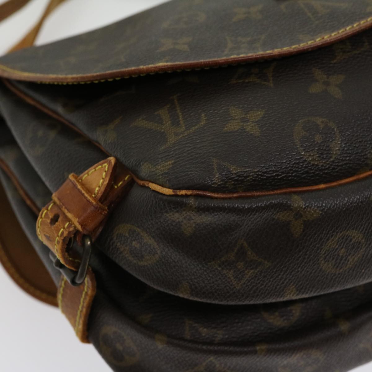 LOUIS VUITTON Monogram Saumur 30 Shoulder Bag M42256 LV am2765g