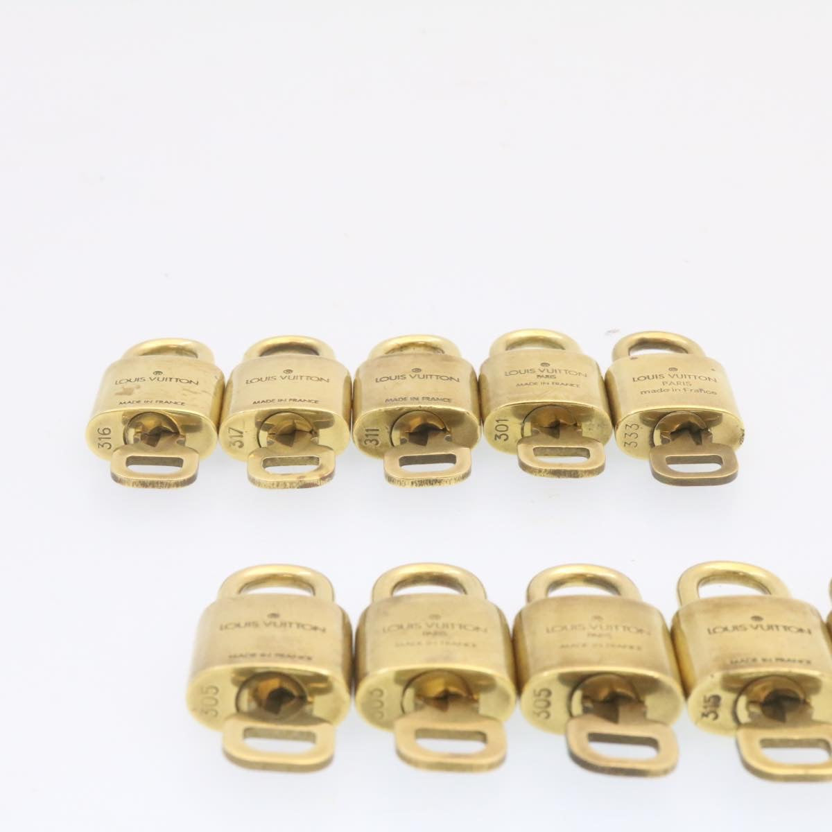LOUIS VUITTON Padlock 10set Padlock Gold Tone LV am838g