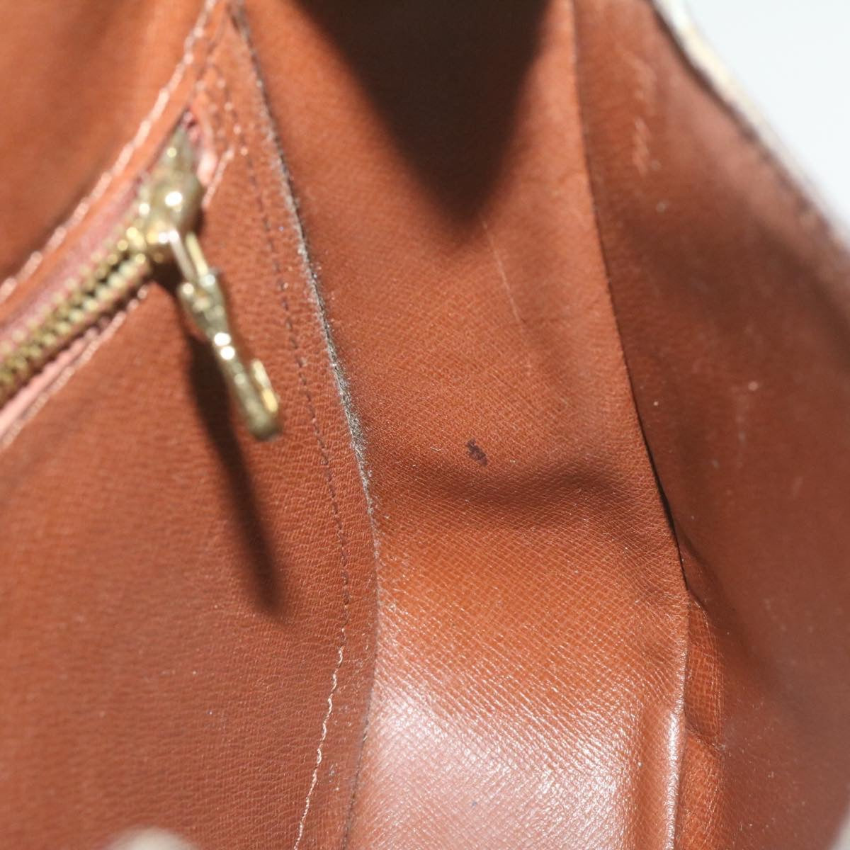 LOUIS VUITTON Monogram Saint Cloud MM Shoulder Bag M51243 LV am882g