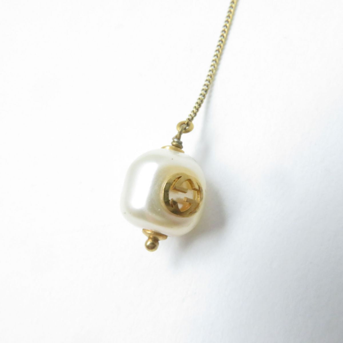 Luxury Gucci Trending 2025 Interlocking G Pearl Earrings, Gold/White