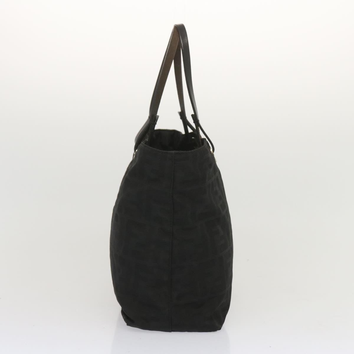 Luxury FendiZucca Canvas Hand Bag Blackhk1176