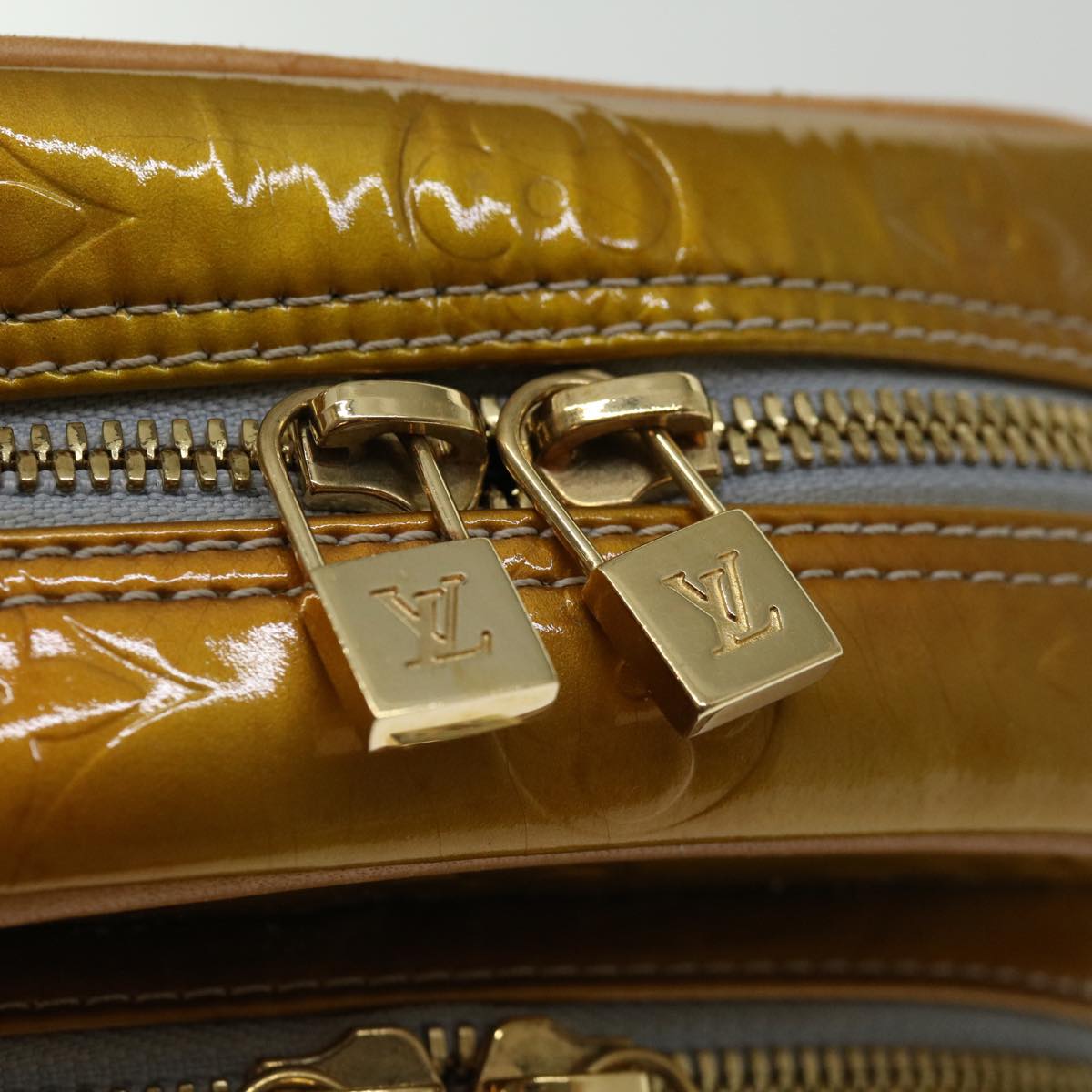 LOUIS VUITTON Monogram Vernis Wooster Shoulder Bag Gris M91036 LV hk1192