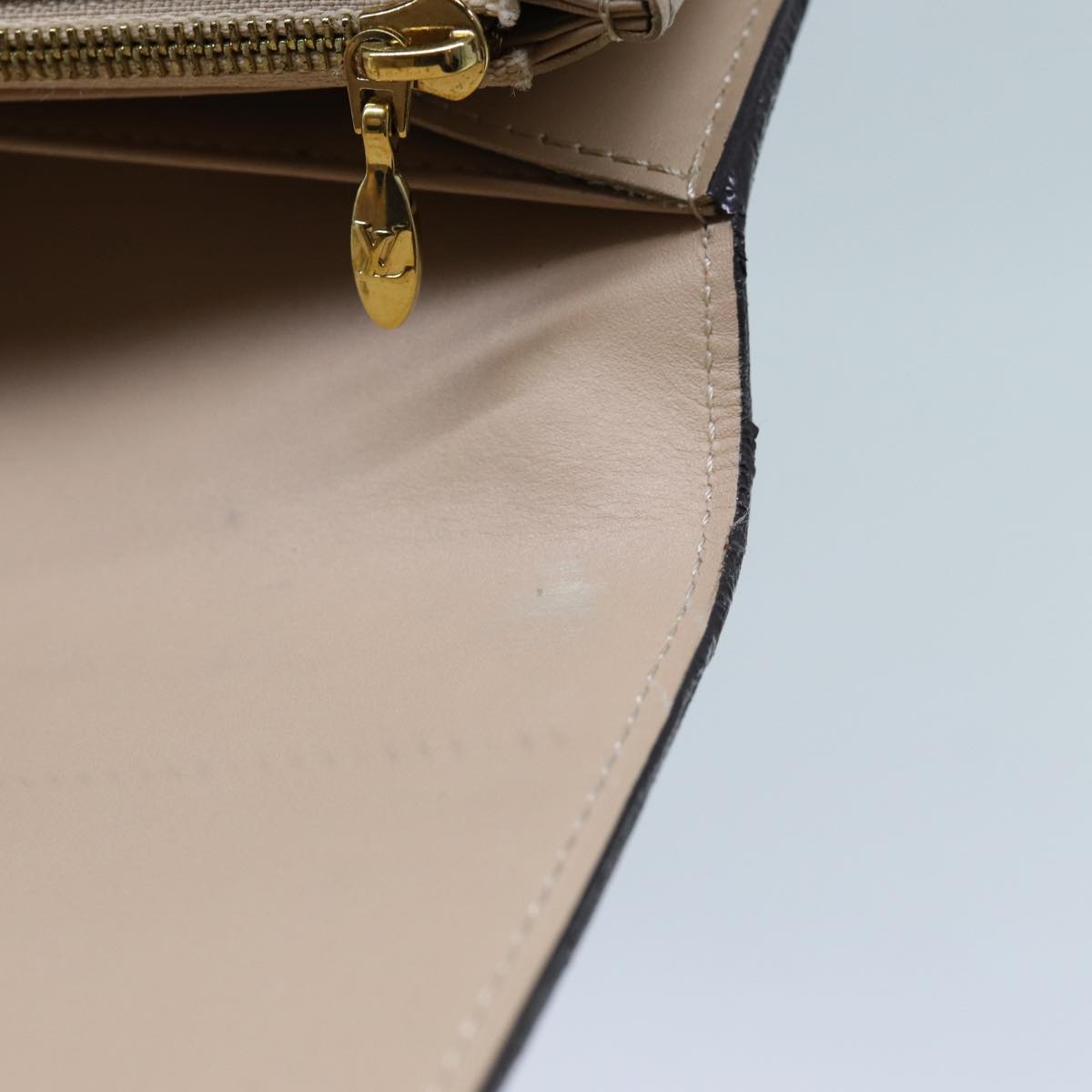 LOUIS VUITTON Portefeuille Louise Wallet Patent leather Dunne M61318 hk1249
