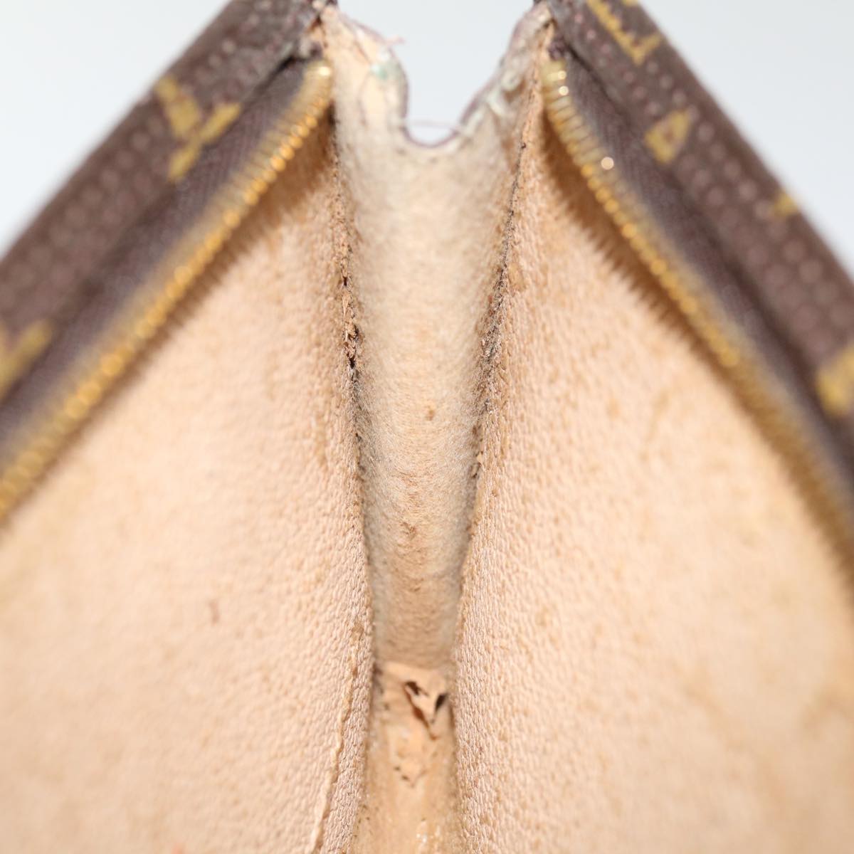 LOUIS VUITTON Monogram Bucket GM Pouch Accessory Pouch LV hk1250