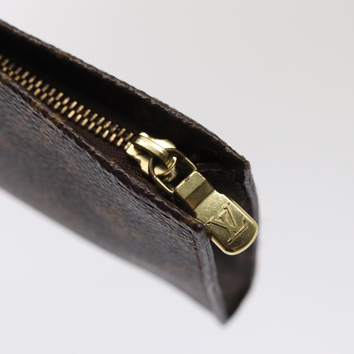 LOUIS VUITTON Monogram Bucket PM Pouch Accessory Pouch LV hk1358