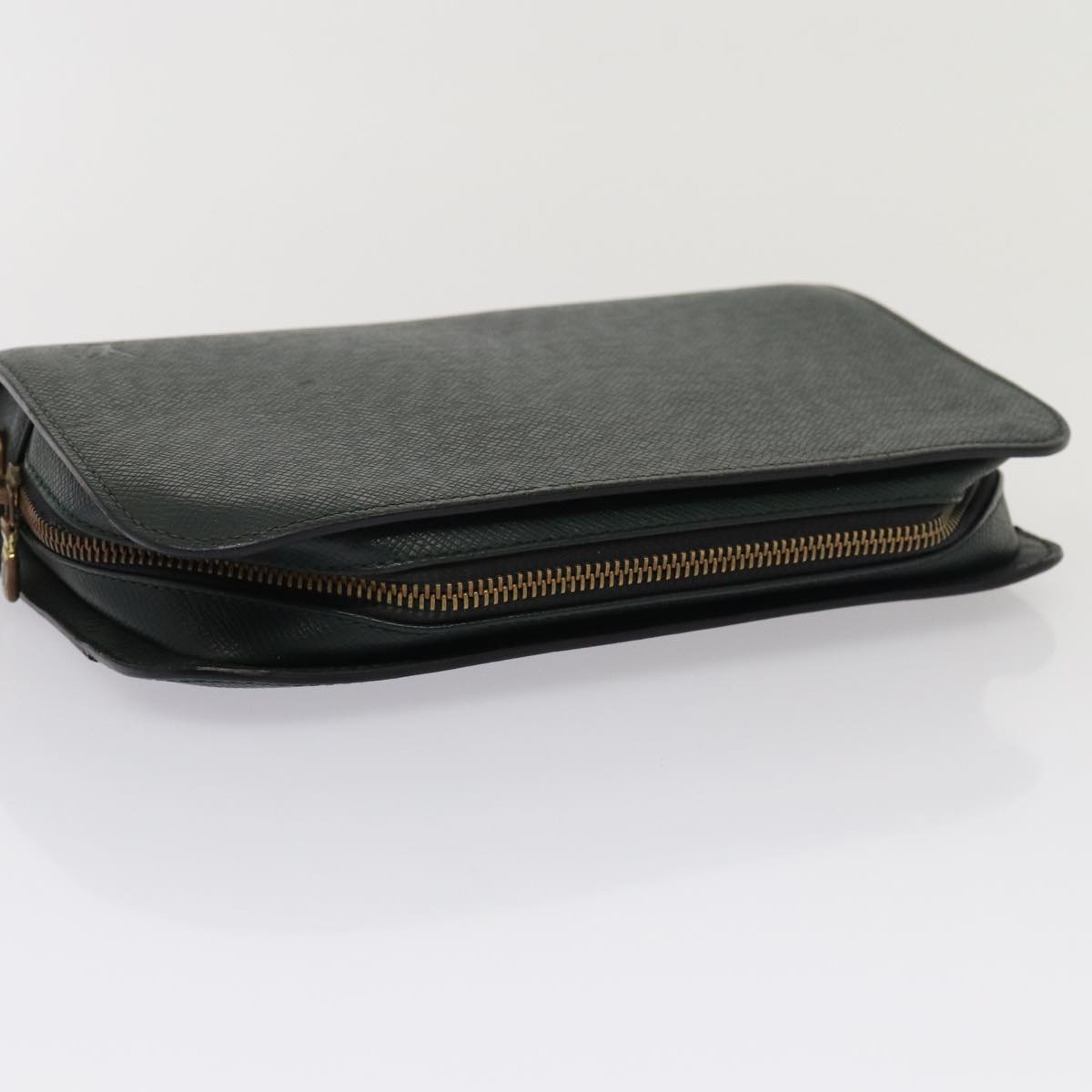 LOUIS VUITTON Taiga Baikal Clutch Bag Epicea M30184 LV hk1410