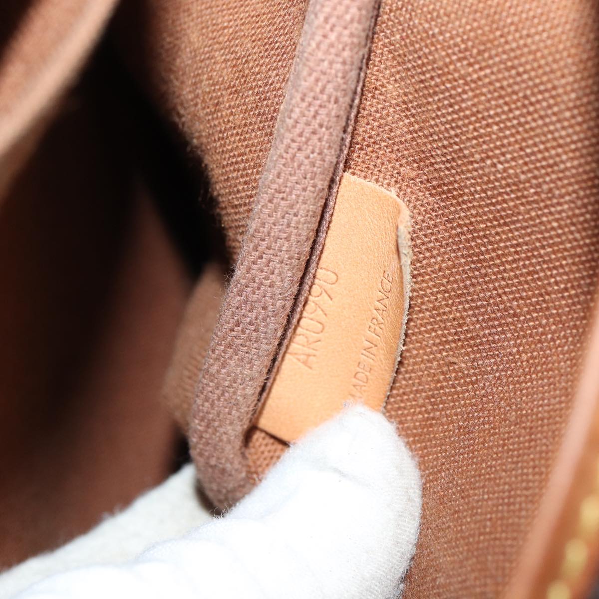 LOUIS VUITTON Monogram Saumur 35 Shoulder Bag M42254 LV hk1445