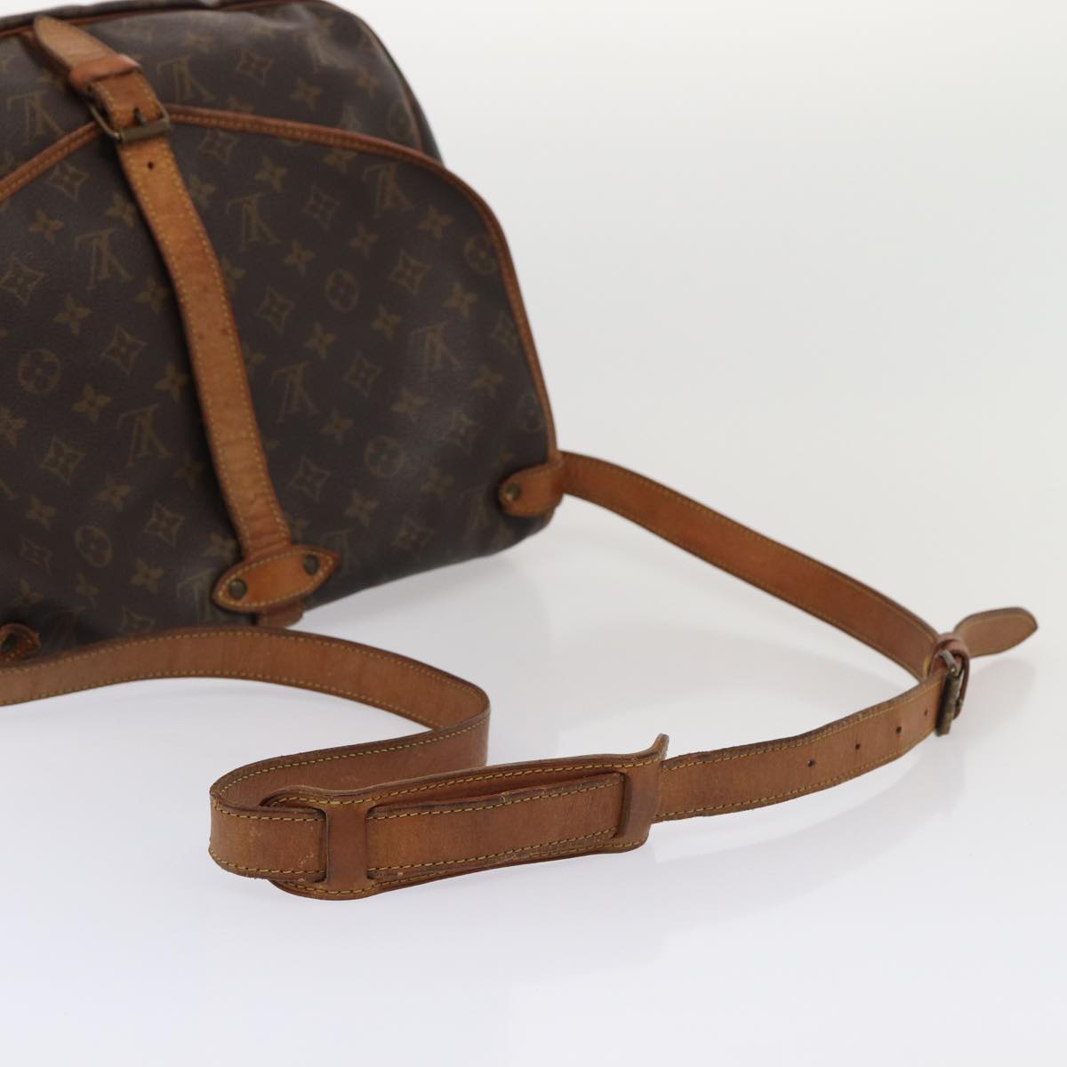 LOUIS VUITTON Monogram Saumur 35 Shoulder Bag M42254 LV hk1445