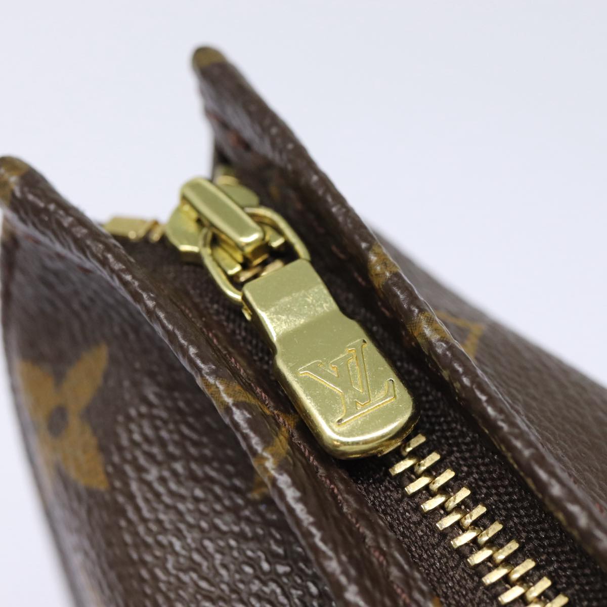 LOUIS VUITTON Monogram Poche Toilette 15 Pouch M47546 LV hk1599