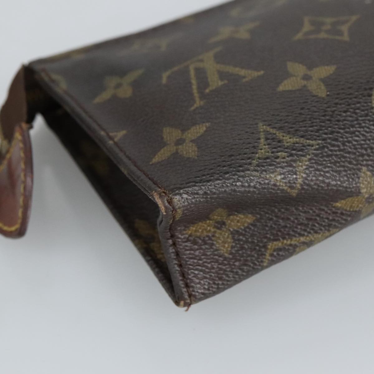 LOUIS VUITTON Monogram Poche Toilette 15 Pouch M47546 LV hk1859