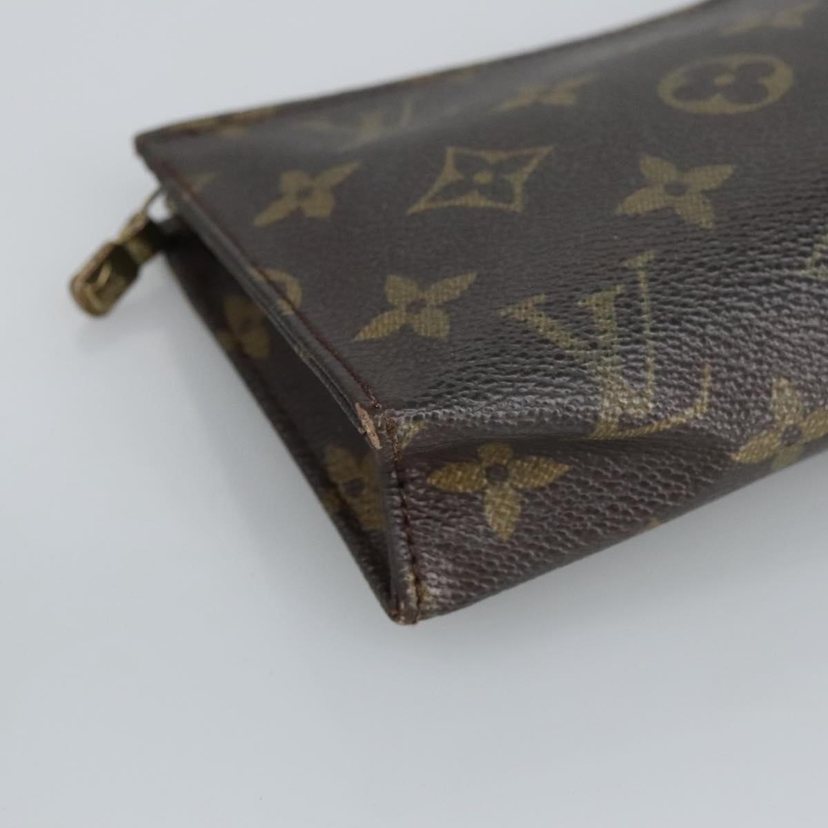 LOUIS VUITTON Monogram Poche Toilette 15 Pouch M47546 LV hk1859
