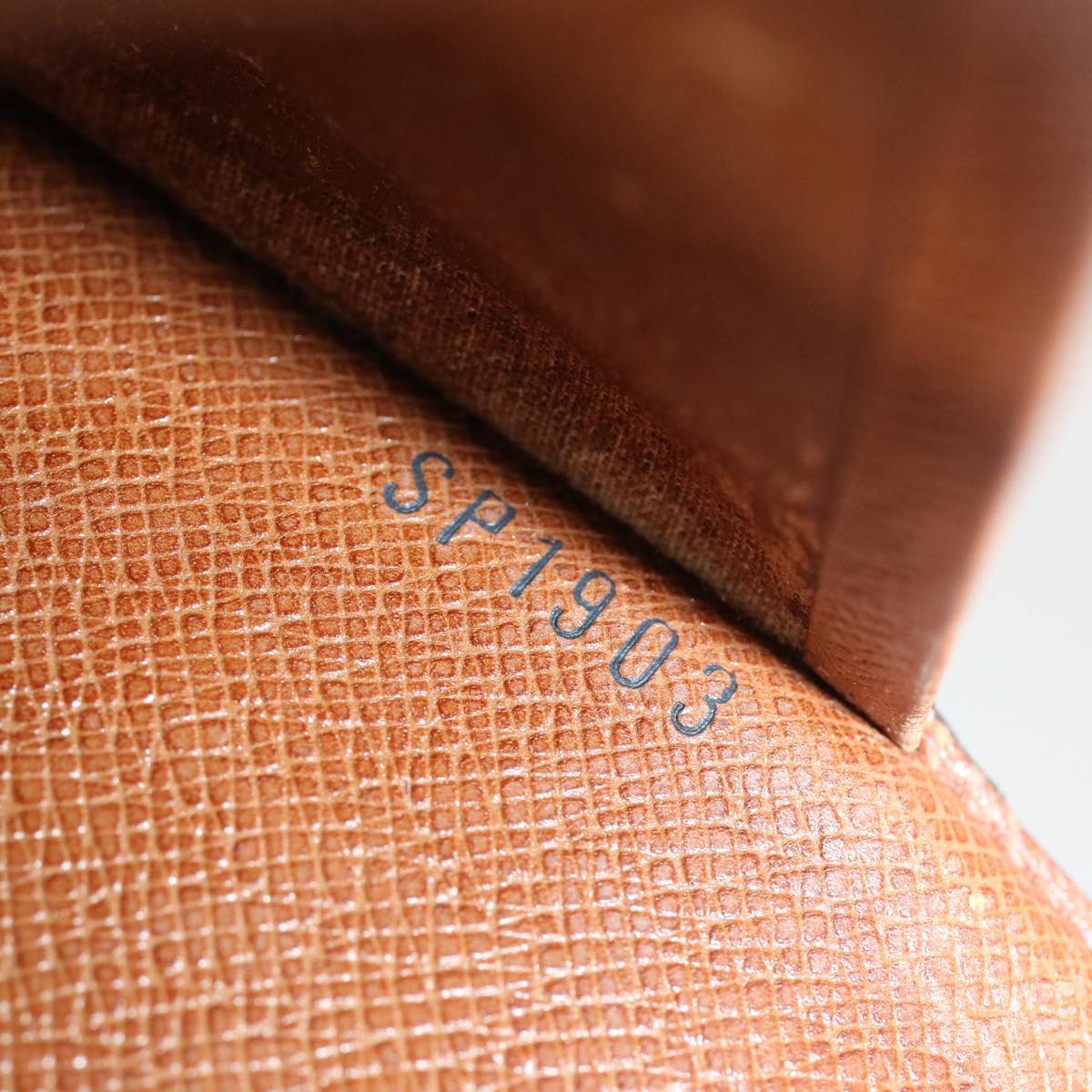 LOUIS VUITTON Monogram Agenda MM Day Planner Cover R20105 LV hk479