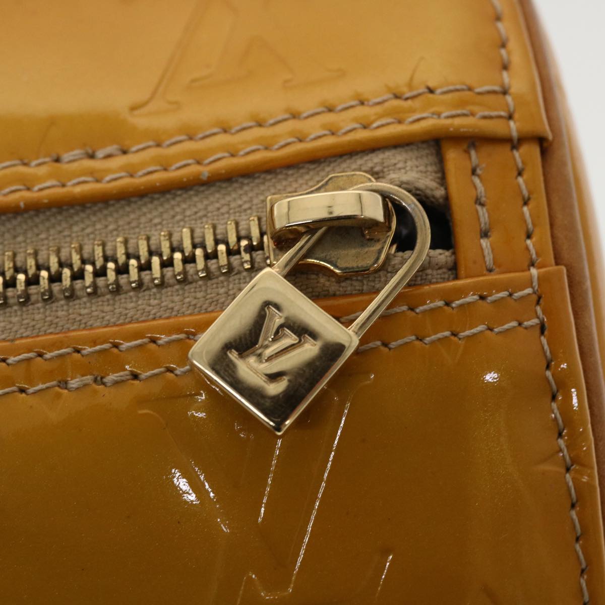 LOUIS VUITTON Monogram Vernis Bedford Hand Bag Beige M91006 LV hk704