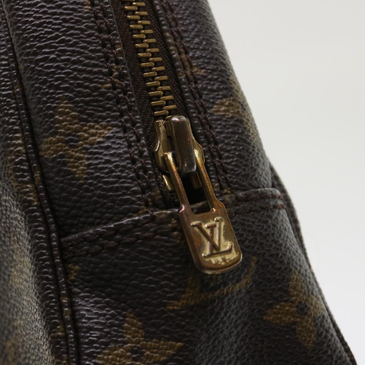 LOUIS VUITTON Monogram Trousse Toilette 23 Clutch Bag M47524 LV hk736