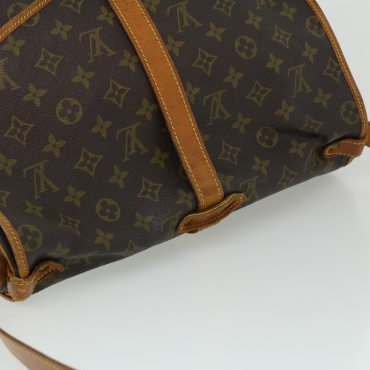 LOUIS VUITTON Monogram Saumur 35 Shoulder Bag M42254 LV hs1346