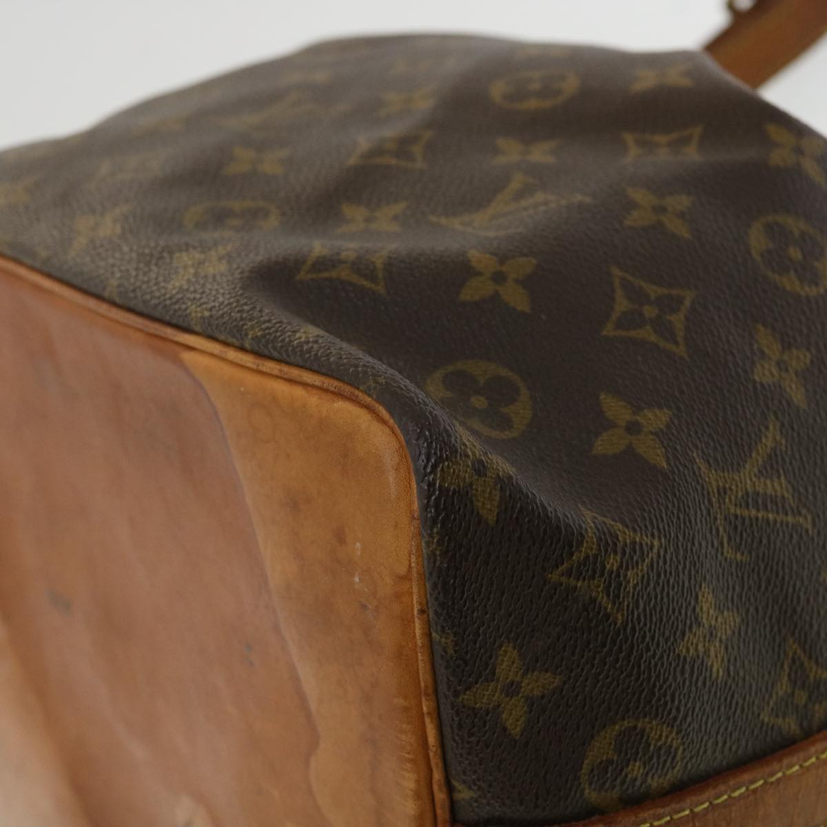 LOUIS VUITTON Monogram Petit Noe Shoulder Bag M42226 LV hs1560