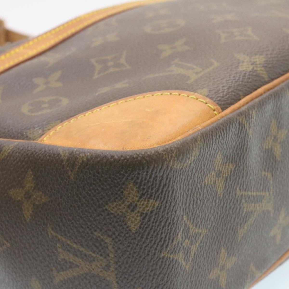 LOUIS VUITTON Monogram Trocadero 30 Shoulder Bag M51272 LV hs495