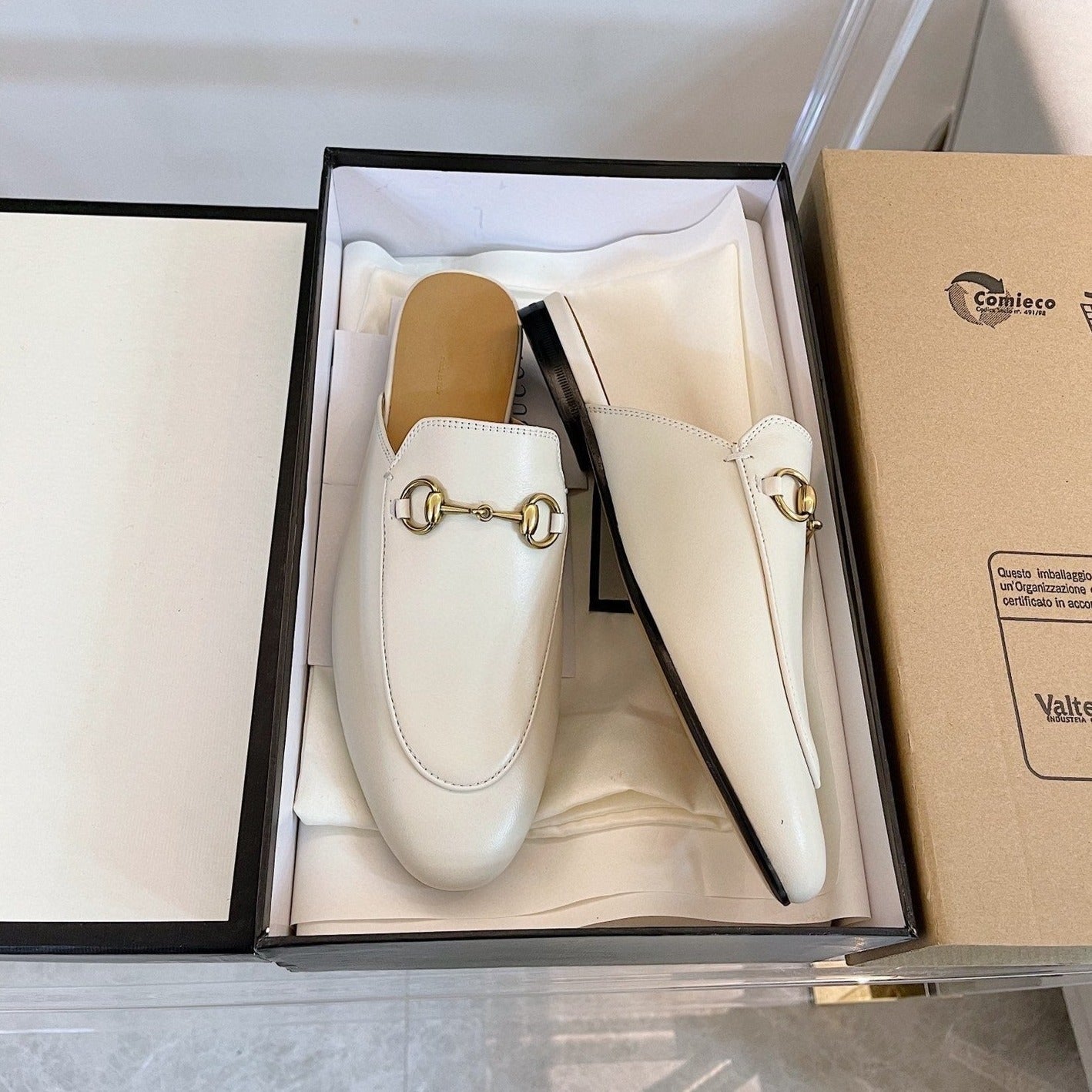 Luxury Gucci GG SLIPPER MULES WHITE