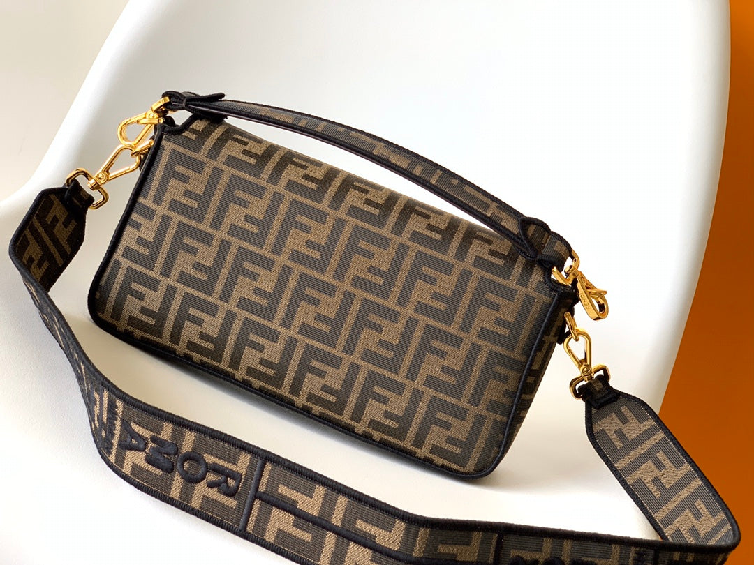 Luxury FendiFend Baguette 27 Brown FF Jacquard Fabric Bag Ghw