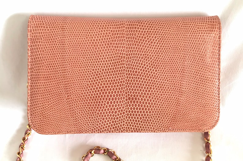 Luxury Chanel Vintage milky pink genuine lizard leather 2