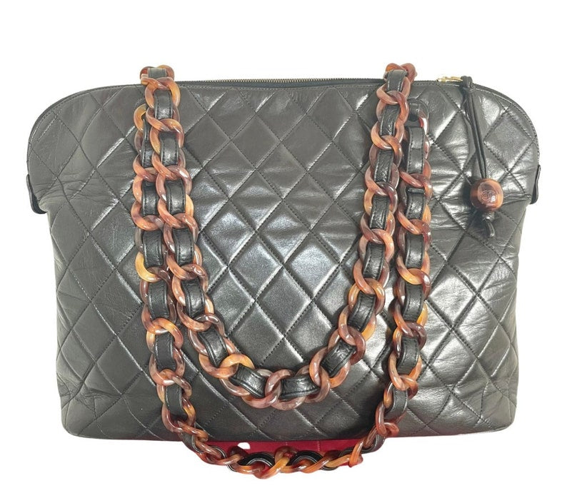 Luxury Chanel Vintage black lambskin large tote bag with brown plastic chains and CC mark charm to the LAMPO zipper