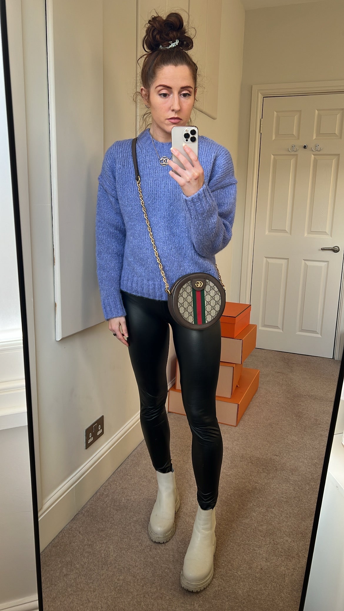 Luxury Gucci GG Ophidia Mini GG Round Shoulder Bag ( 1,160)