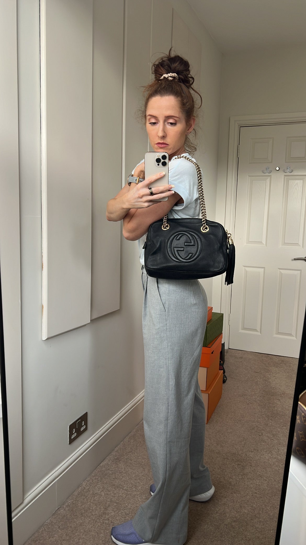 Luxury Gucci Trending 2025 Black Small Soho Chain Tote