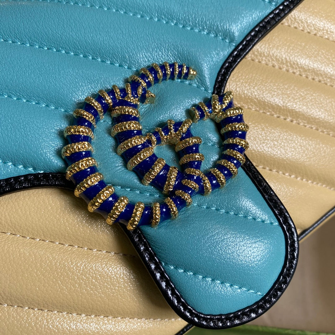 Luxury Gucci Online Exclusive GG Marmont Small Bag