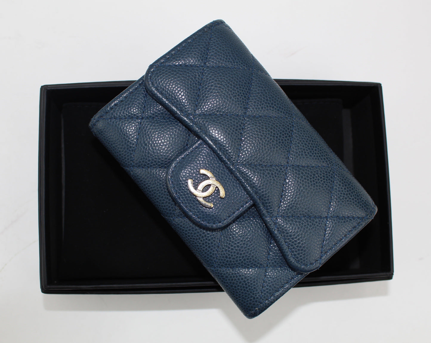CHANEL CAVIAR CARD HOLDER