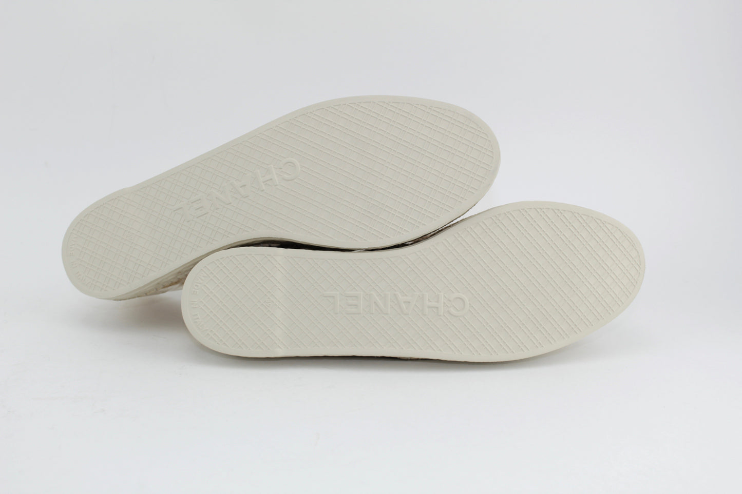 CHANEL PVC RAFFIA CC ESPADRILLES